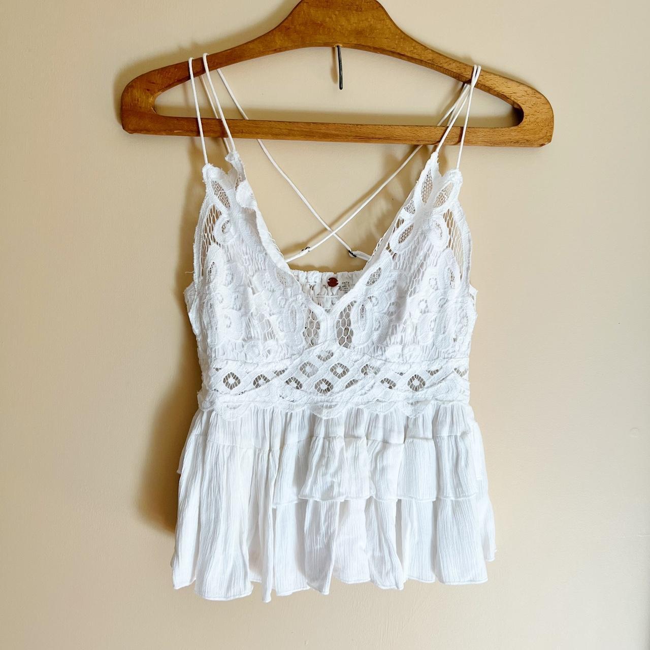 Trendy & boho white lace cropped style tank top Worn... - Depop