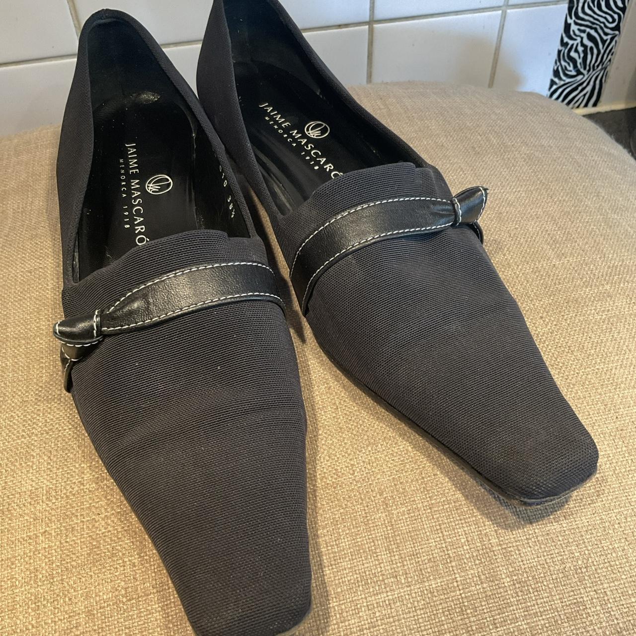 item listed by violetsandroses