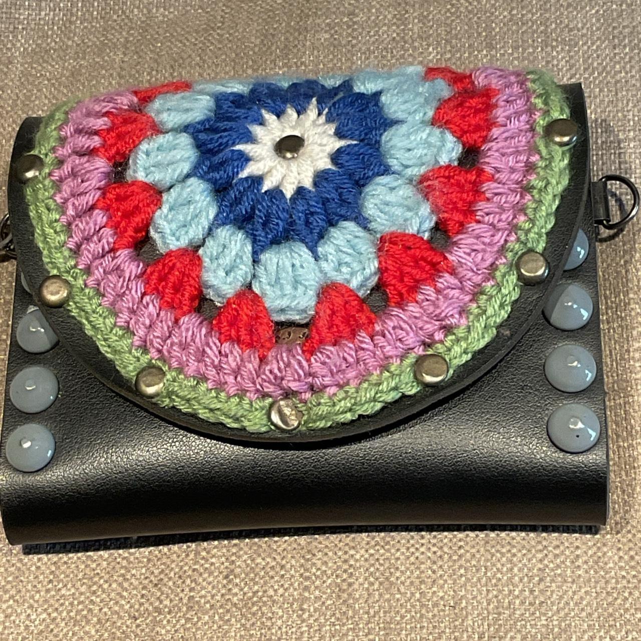 item listed by violetsandroses