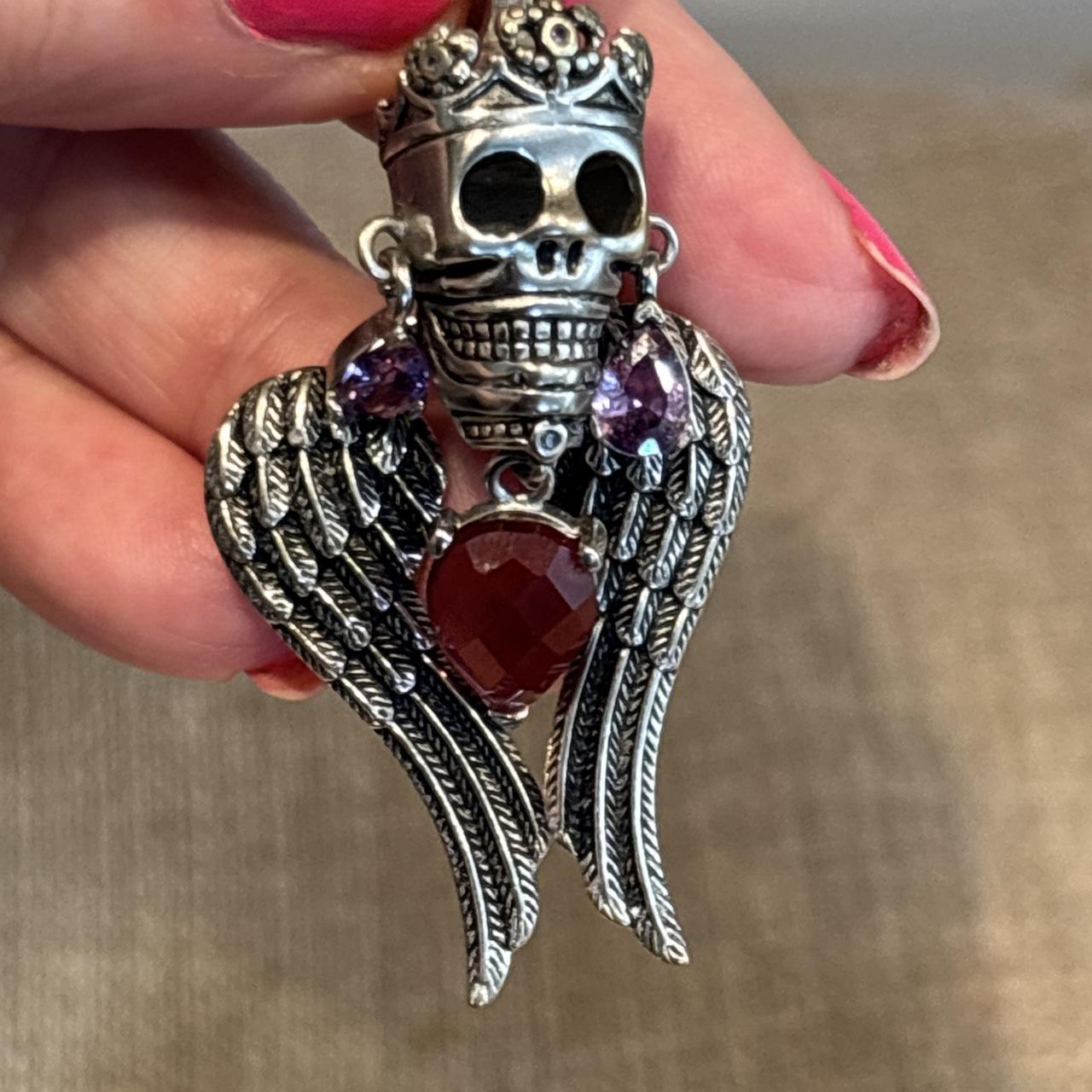 item listed by violetsandroses