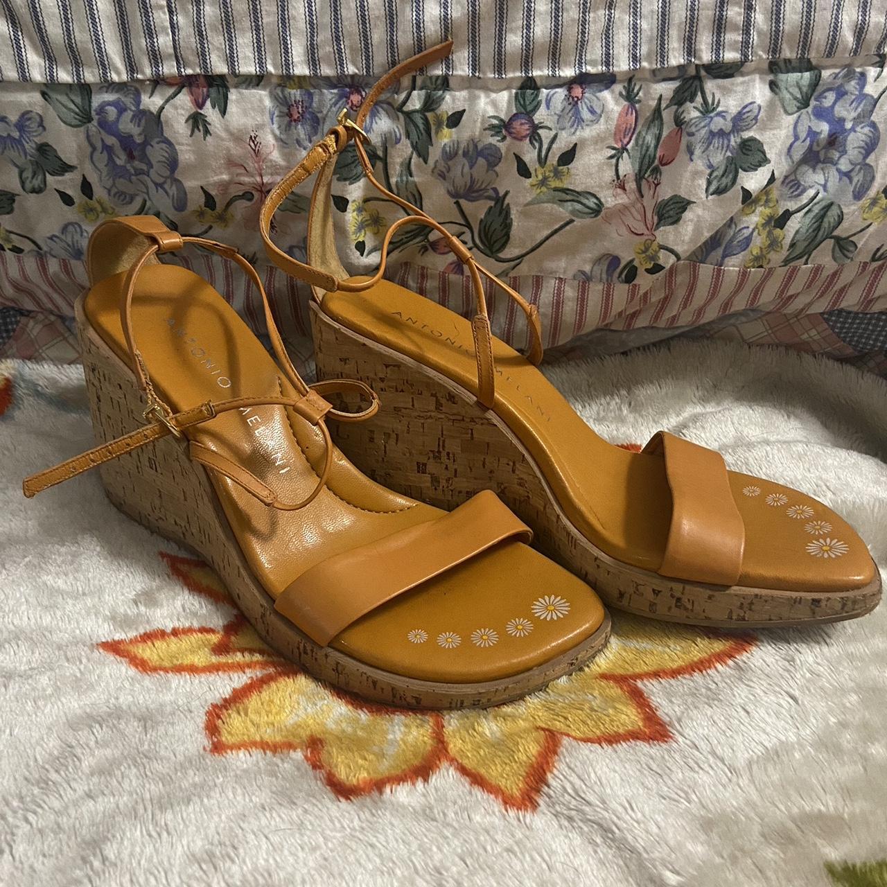 Antonio melani hot sale wedges