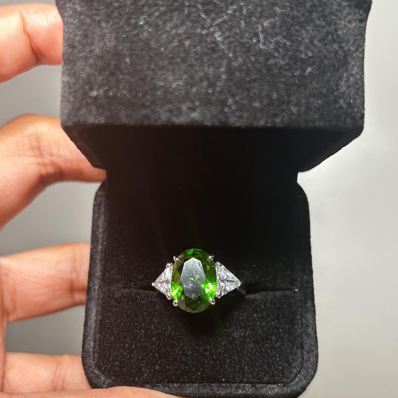 item listed by shopsaleena