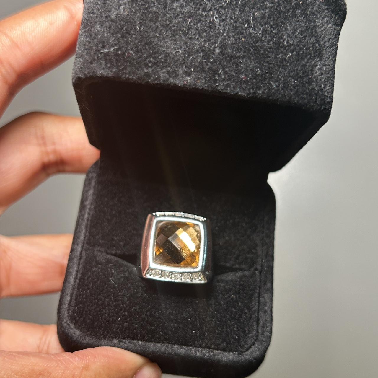 item listed by shopsaleena