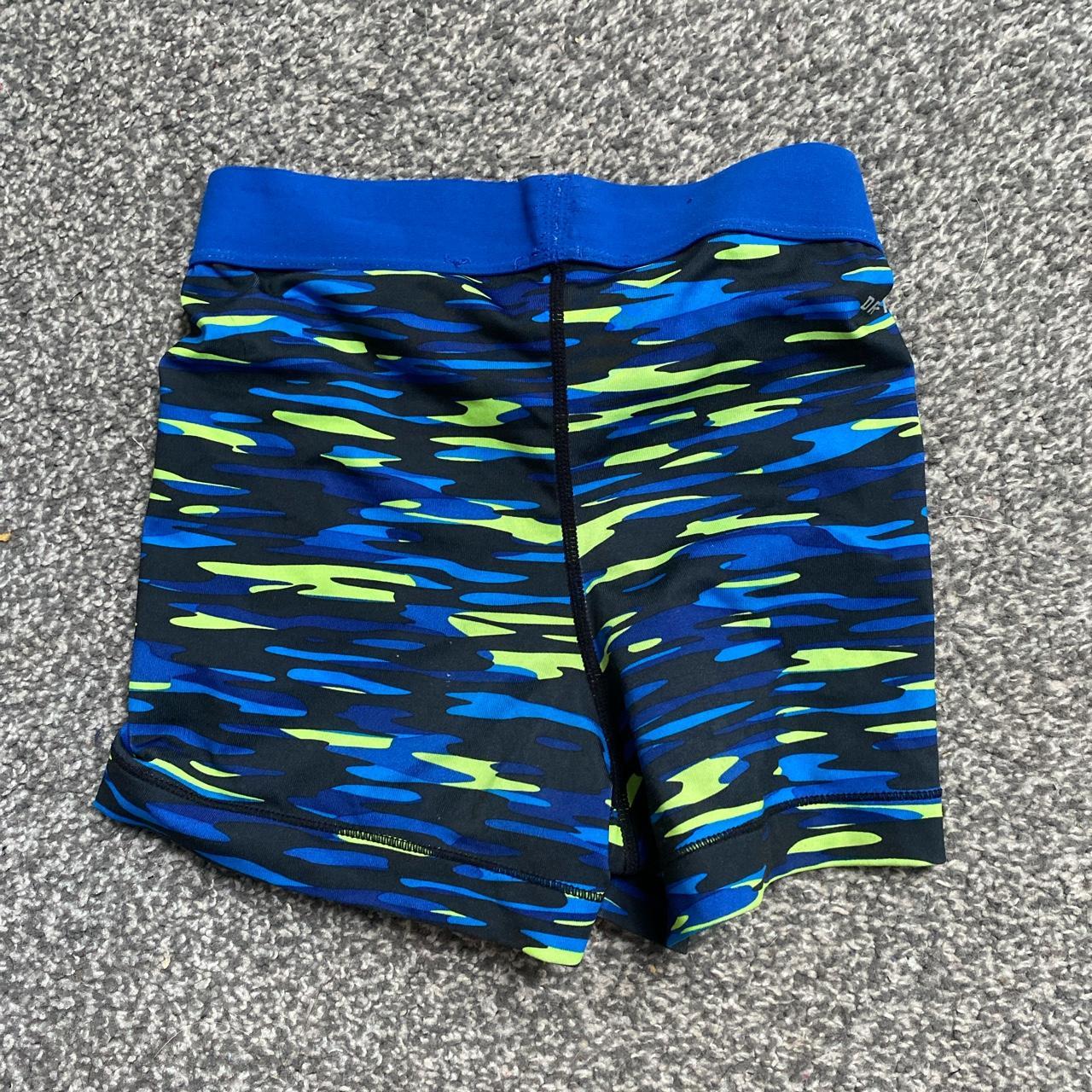 patterned nike pros