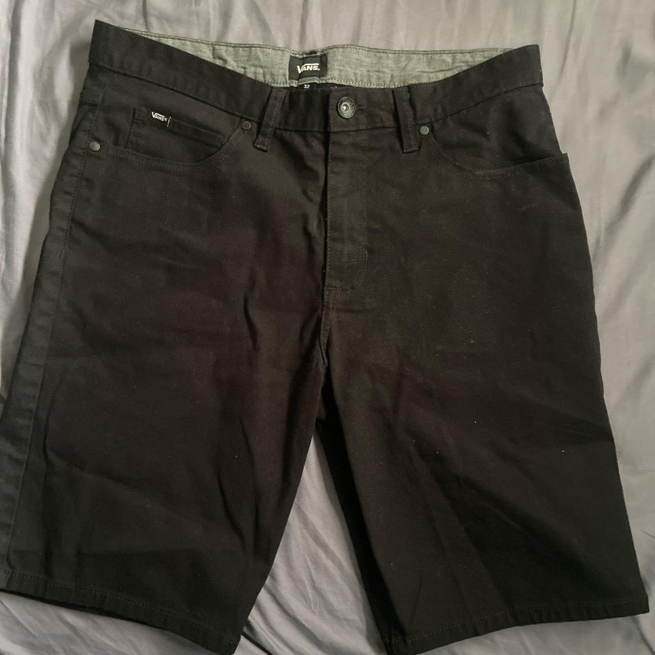 Vans Men's Black Shorts | Depop