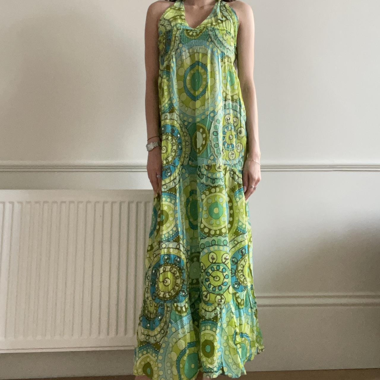 Beautiful green maxi dress. Light and pleasant... - Depop