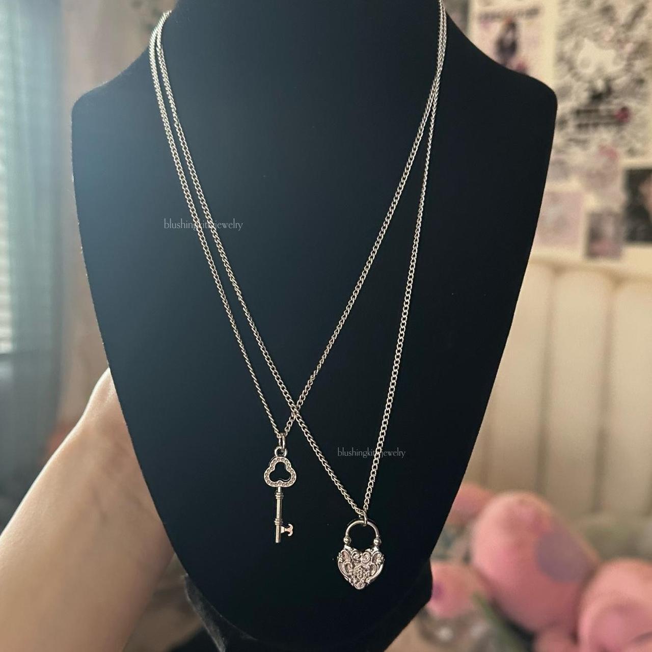 Lock and key hot sale friendship necklace