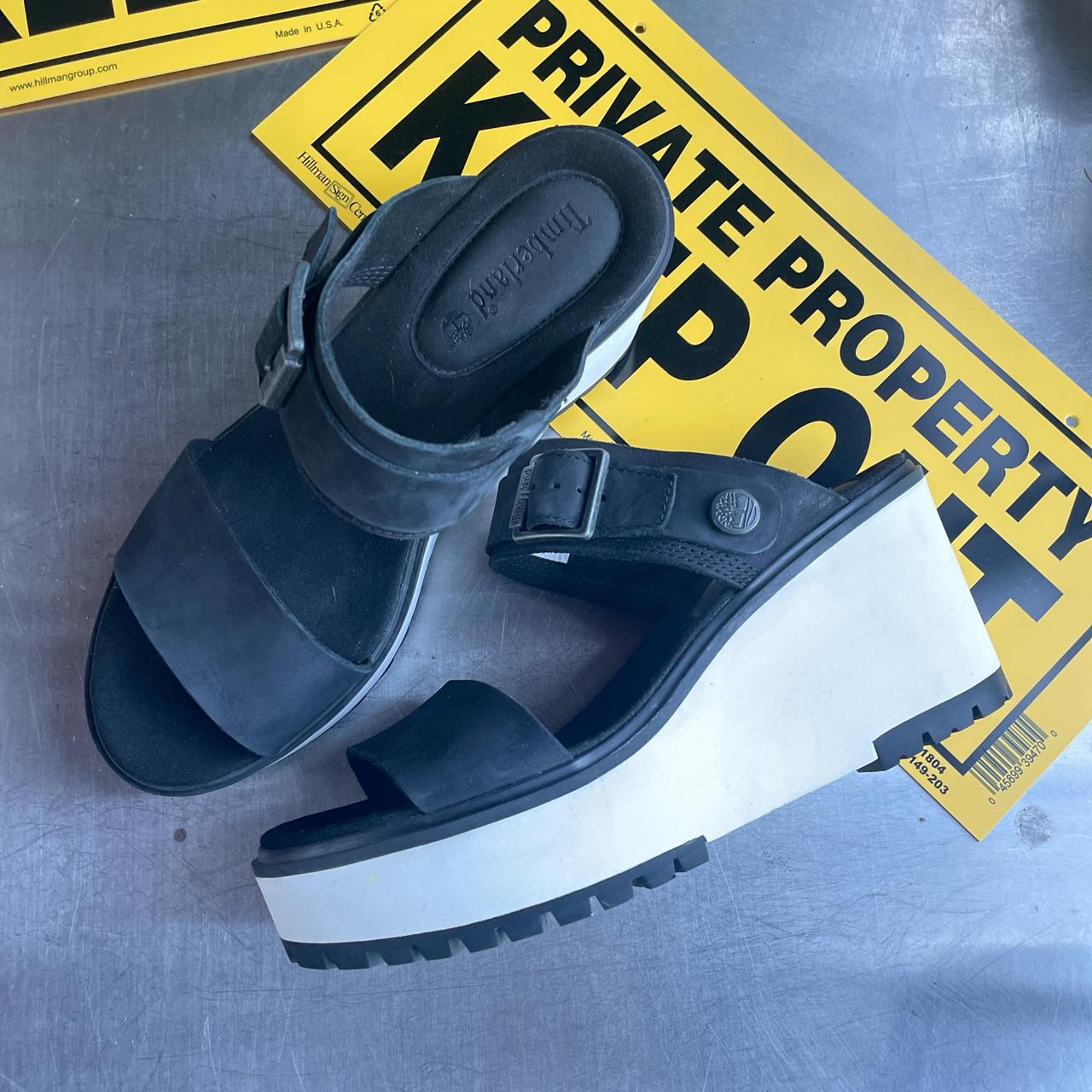 Timberland Women's Sandals Black/White US – Platform