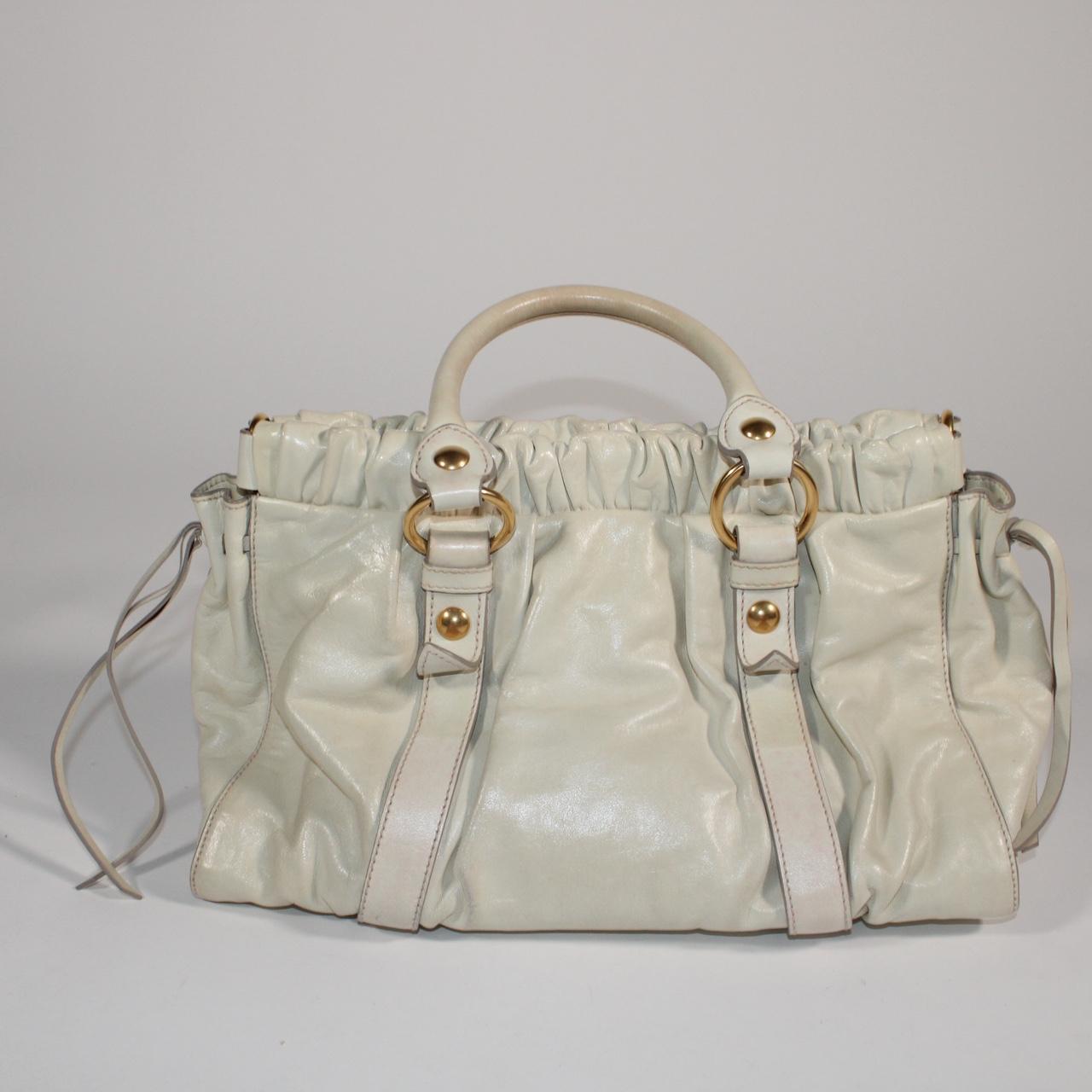 Miu Miu Women's White Bag Depop