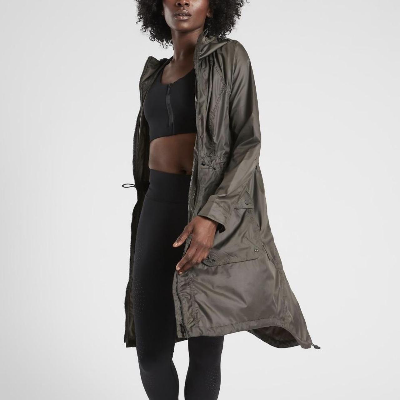 Athleta Women's Khaki and Green Jacket Depop