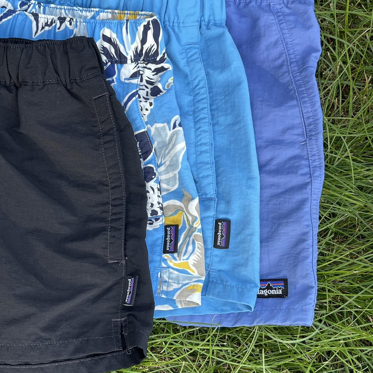 FLORAL Patagonia Barely Baggies Women’s XS 2.5”... Depop