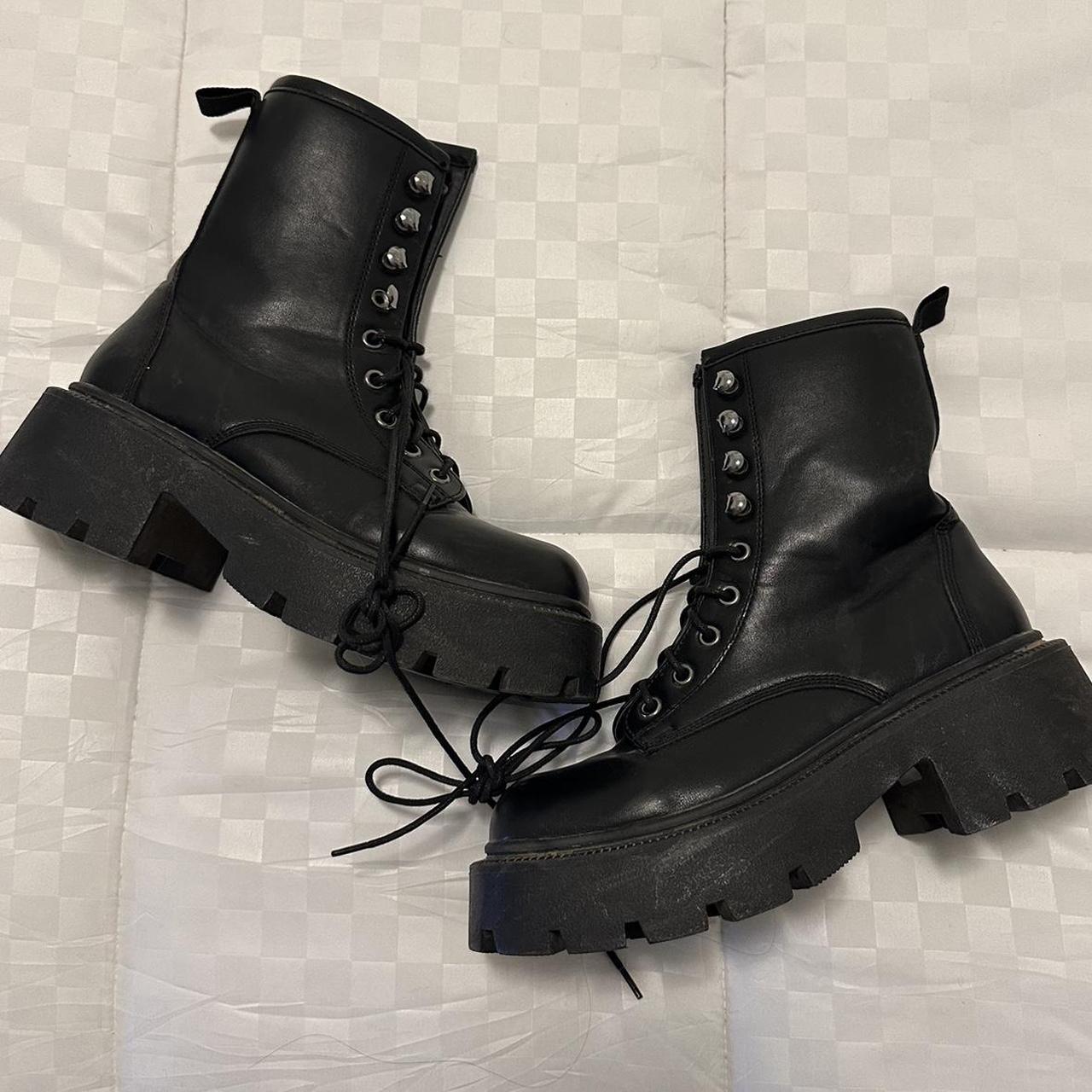 public desire chunky boot