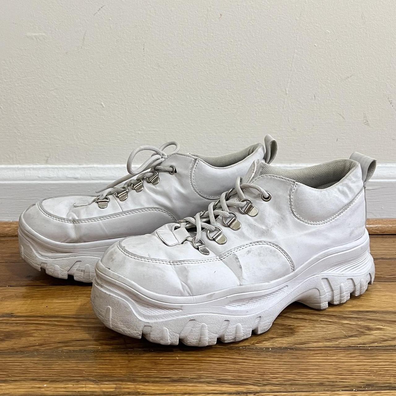 Chunky white shoes - Depop