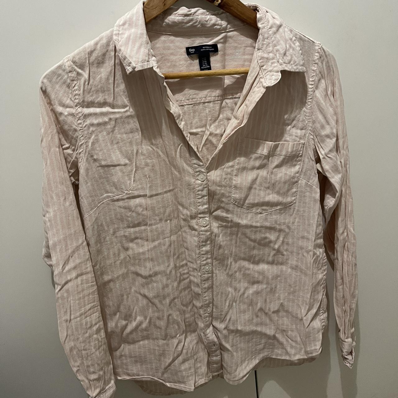 GAP Boyfriend fit shirt Pink and white stripe Size... Depop