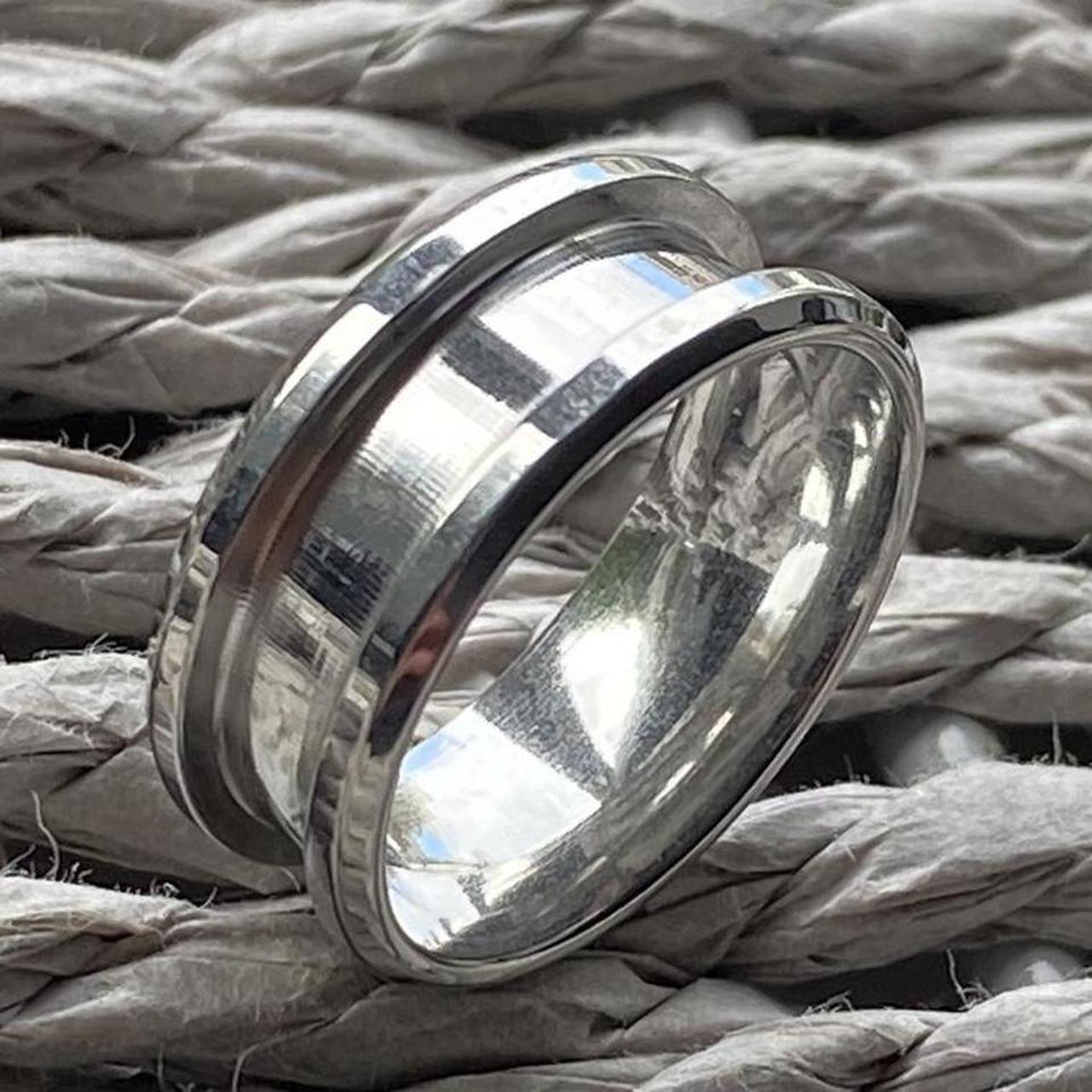 STAINLESS STEEL SILVER INLAY RING 💍RING SIZE S FREE... - Depop