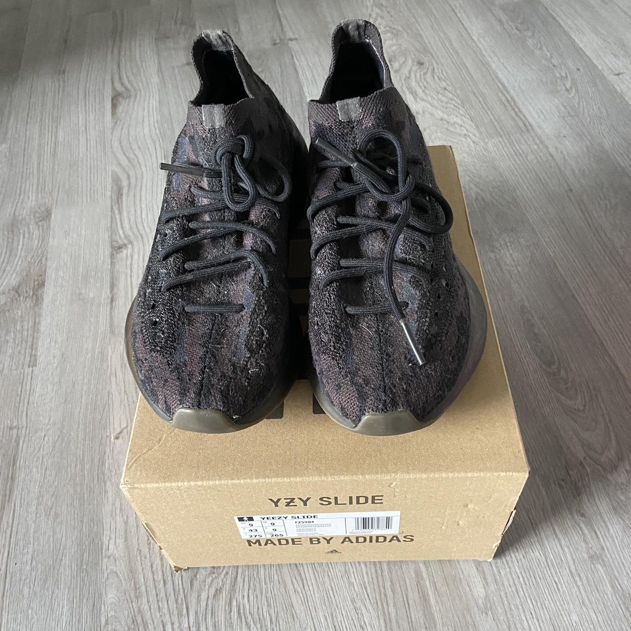 yeezy boost 389 onyx