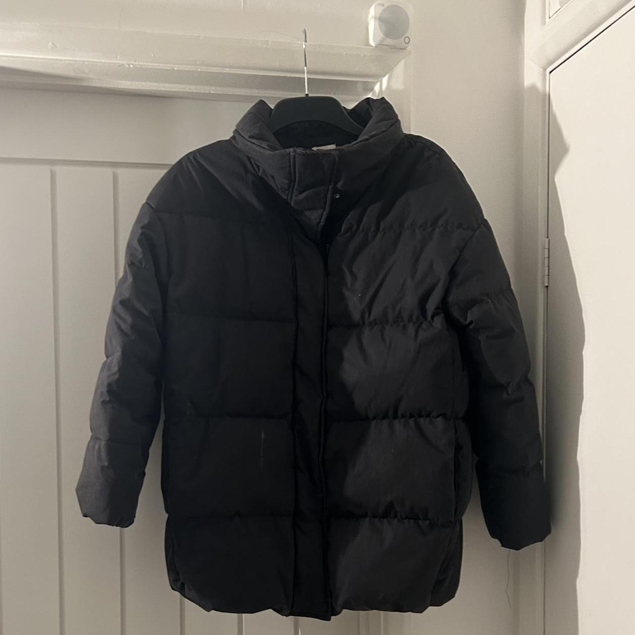 H&M dark grey / black puffer coat size 6 Small paint... - Depop