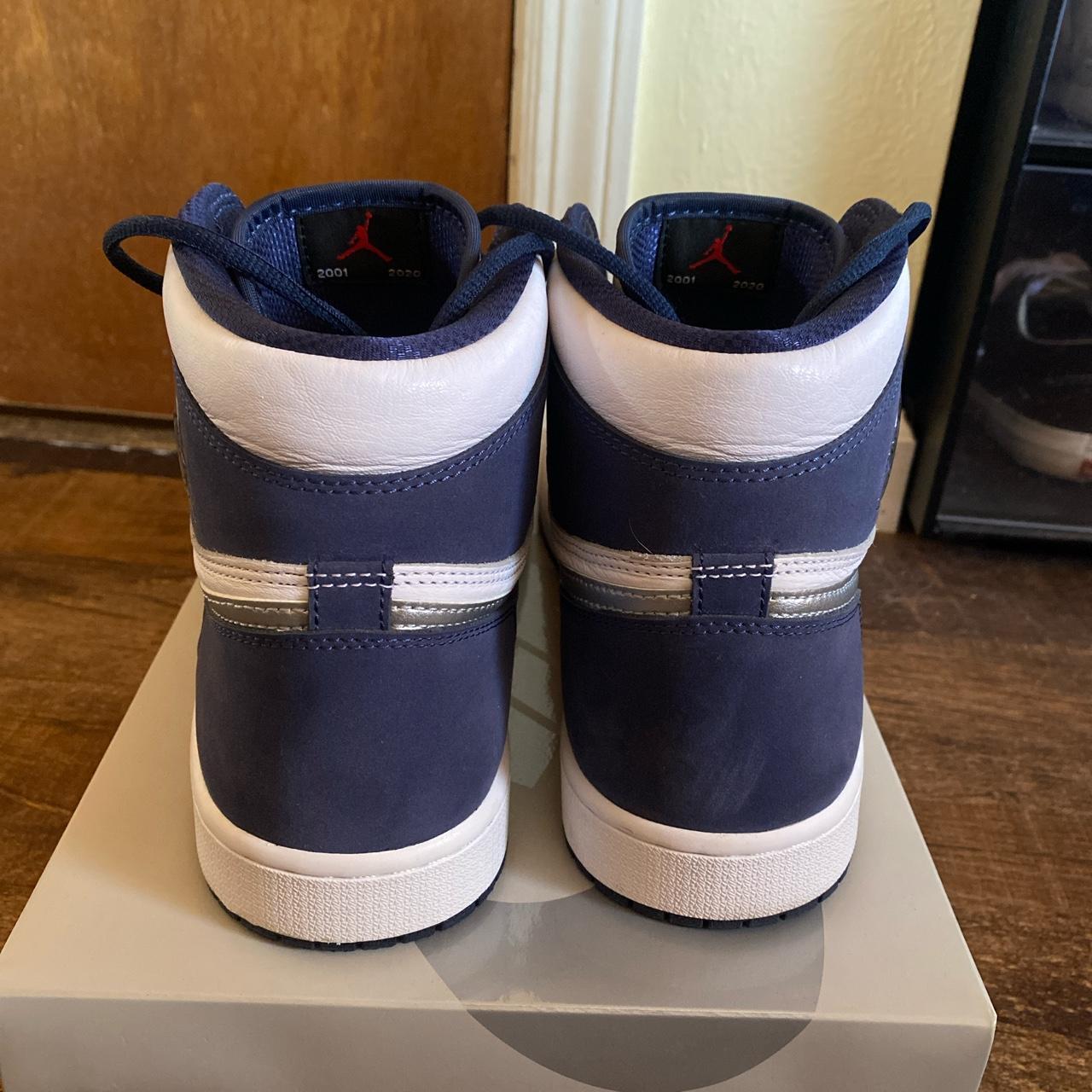 mens navy jordans