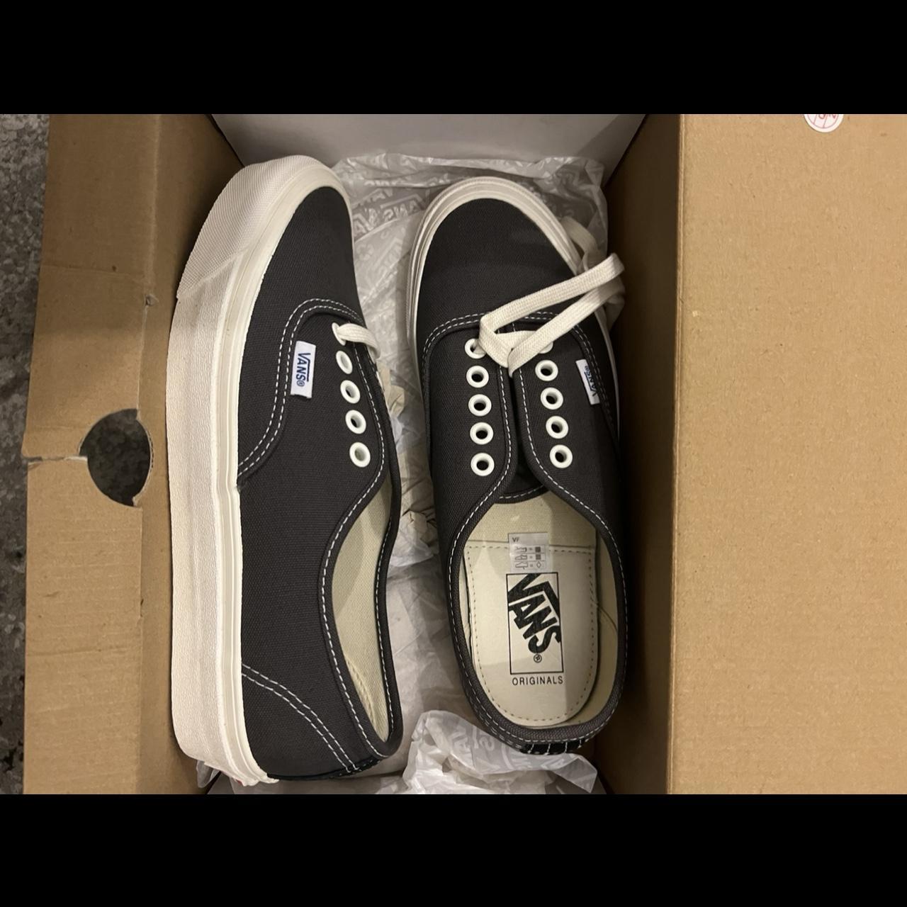 Vans vault og on sale authentic lx asphalt