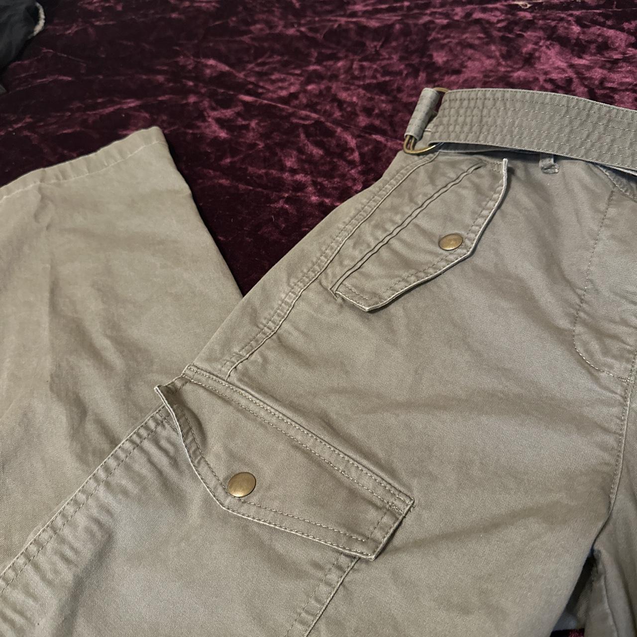 jcrew green cargo pants. size 2t whatever that means - Depop