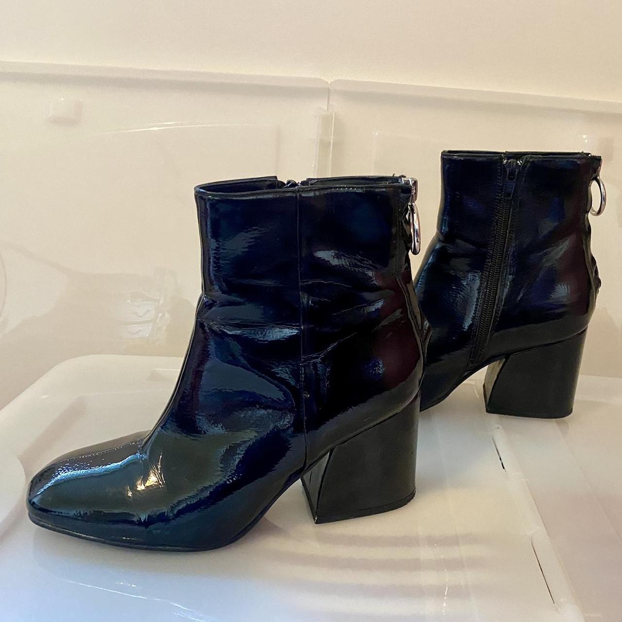 item listed by clocars