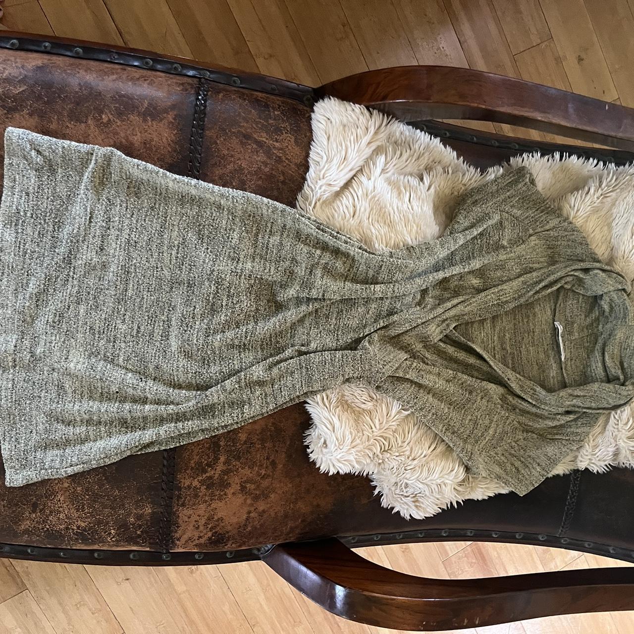item listed by lilsvintagefinds1