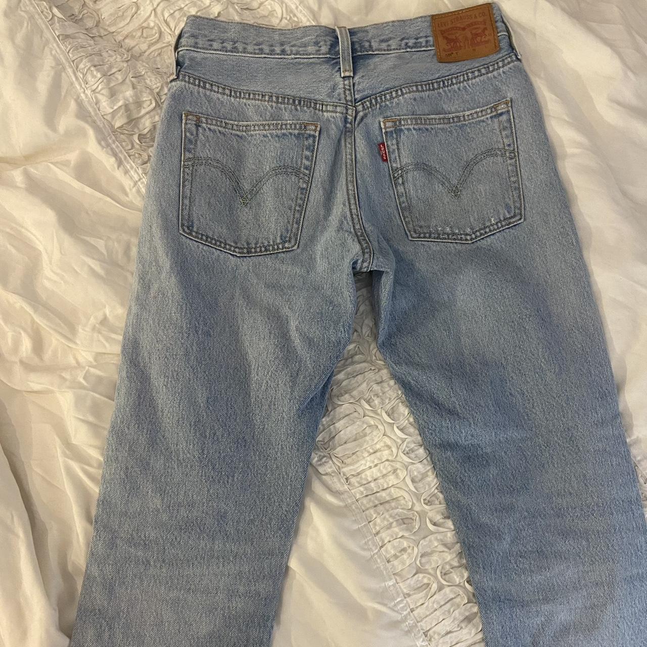Levi's Women's Blue and Navy Jeans (2)