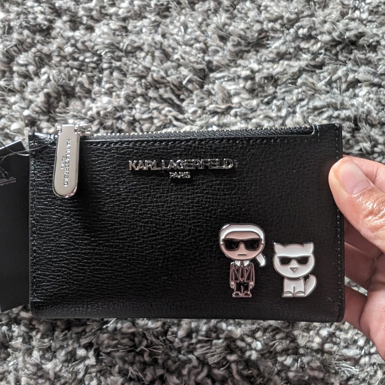 KARLLAGERFELD authentic WALLET