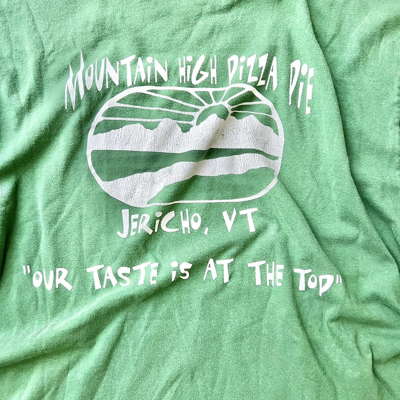 Vintage Mountain high pizza pie Jericho VT Tshirt... Depop