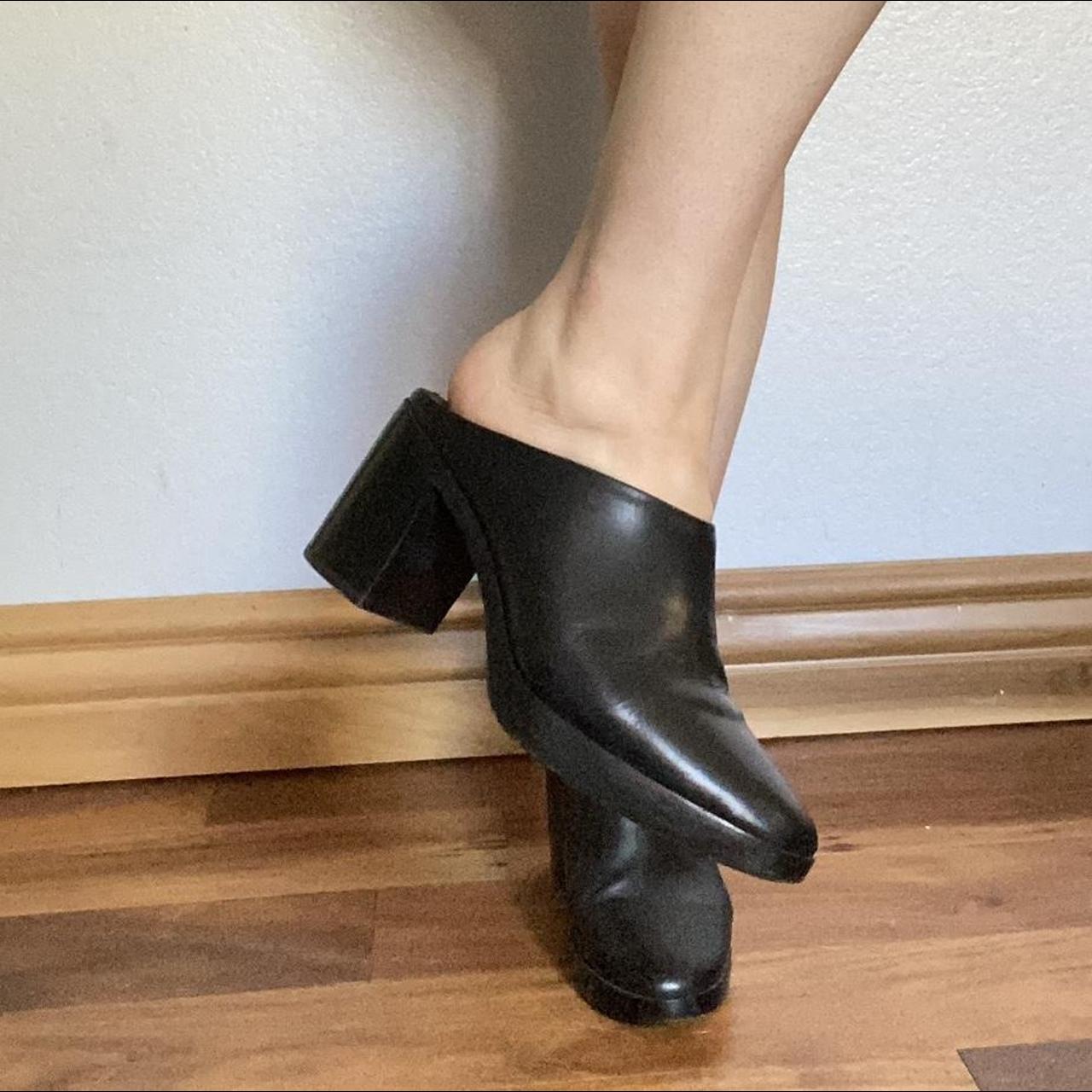 Frye clearance black mules