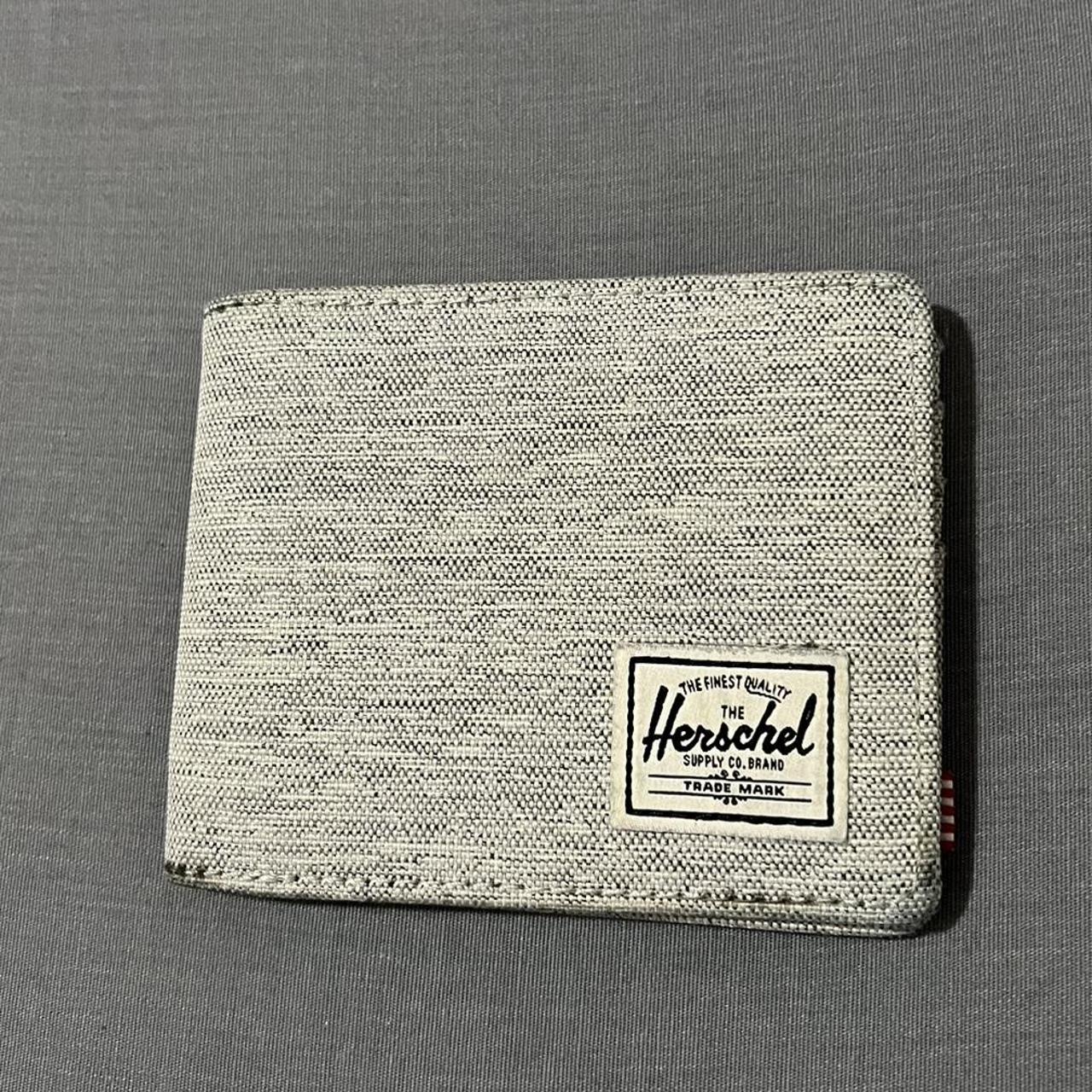Herschel Men's Grey Walletpurses Depop