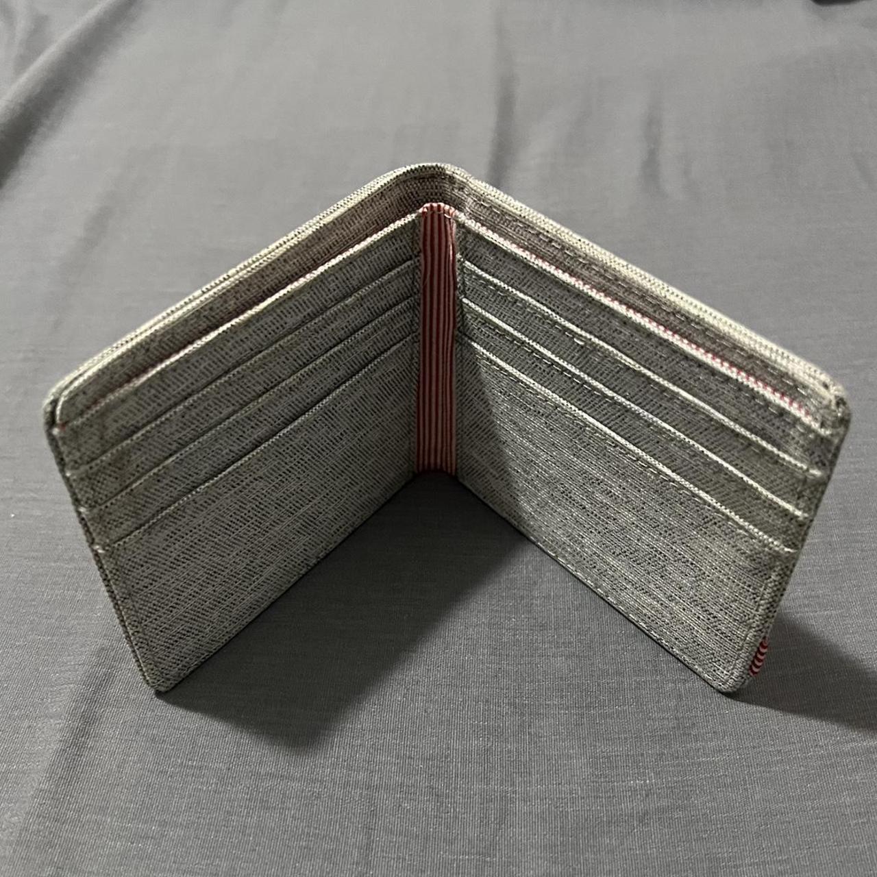 Herschel Men's Grey Walletpurses Depop