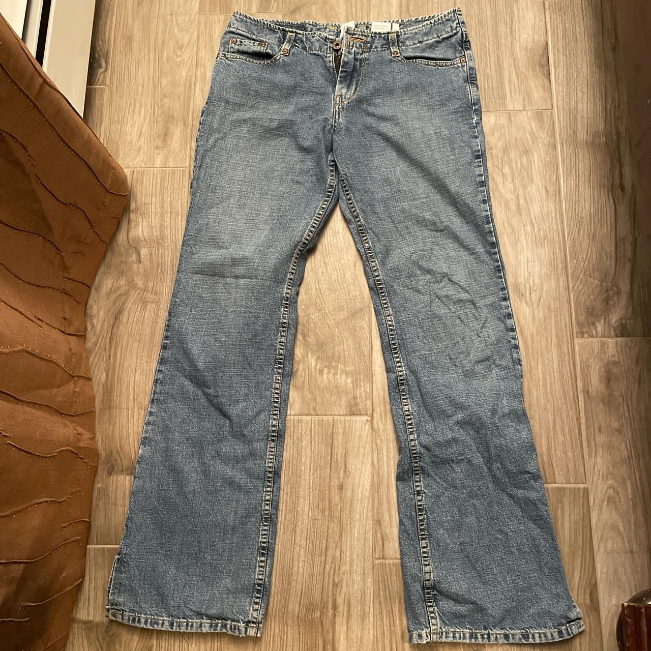 lucky brand jeans! fits baggy and has super cute - Depop