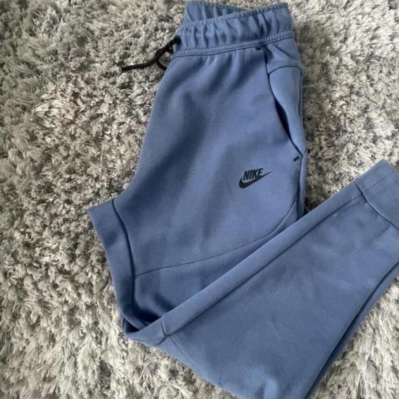 mens nike fleece tracksuit set