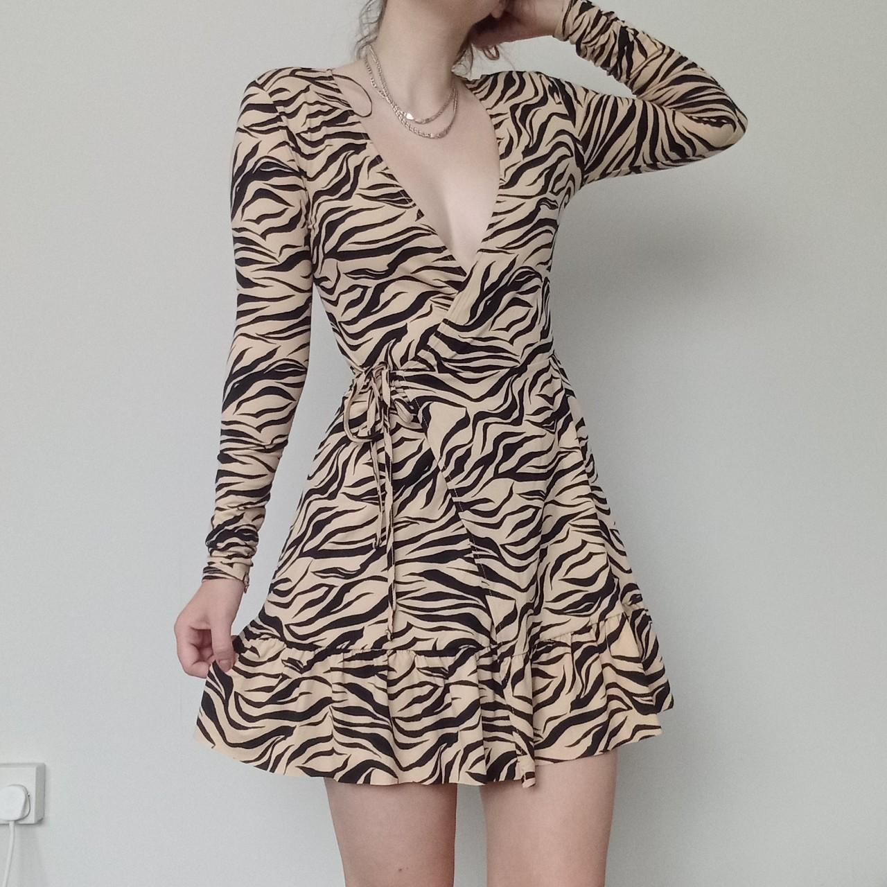 H&m tiger clearance dress