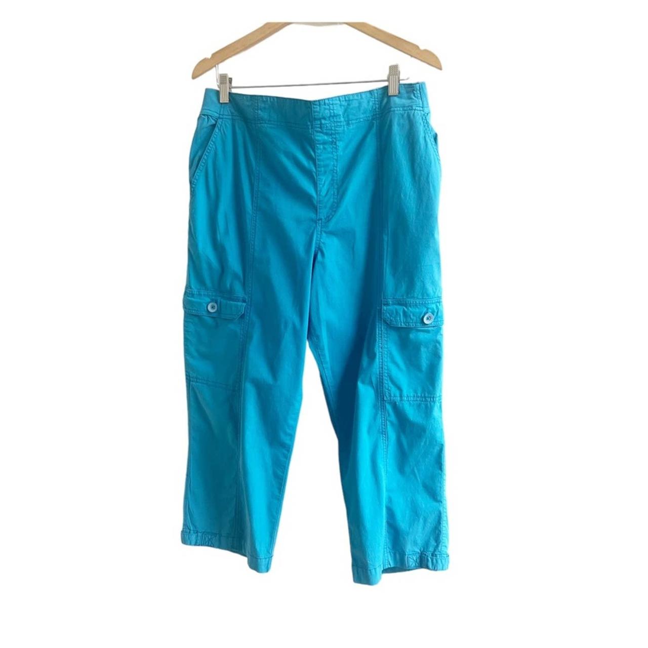 Soft Surroundings Cropped Blue Cargo Pants Pull On - Depop