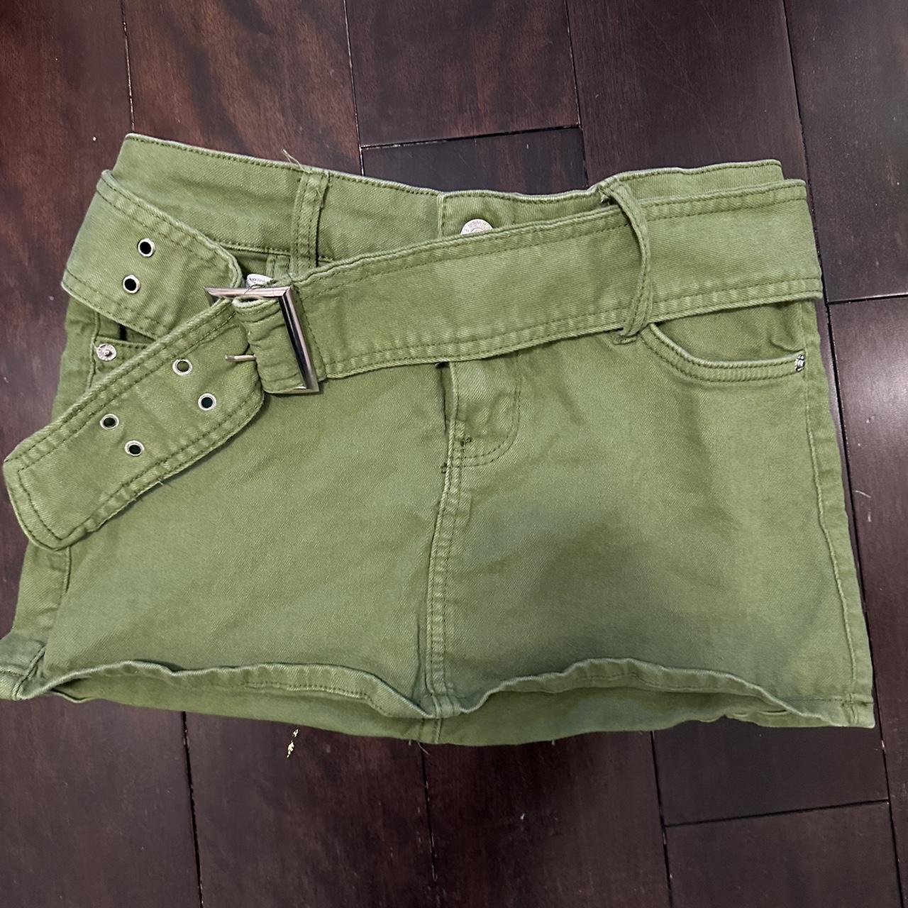 low rise bershka green skirt with adjustable belt... Depop