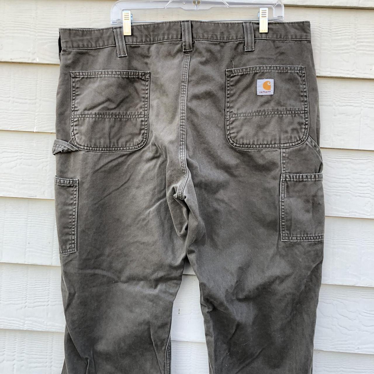 Carhartt Men's Carpenter Pants Carpenter loop on... - Depop