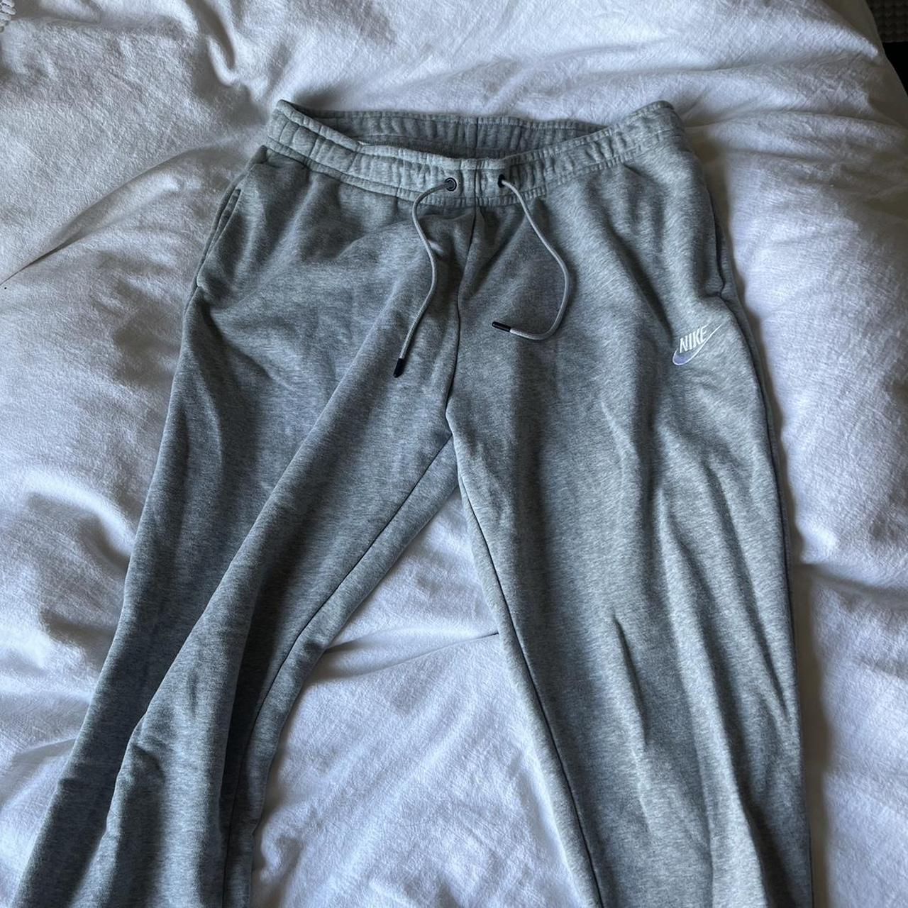 womens gray nike sweatsuit