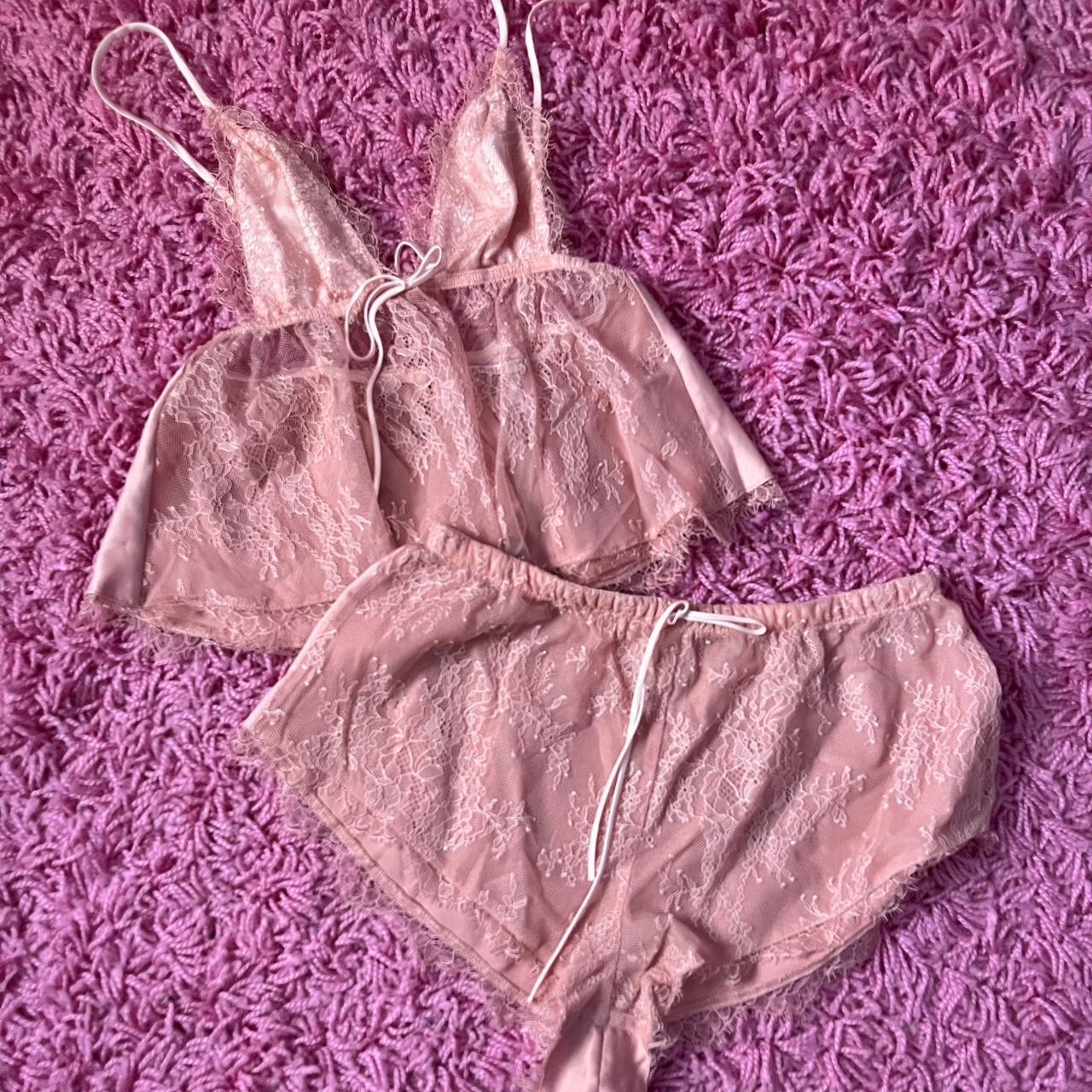 VS Pink size medium underwear set. Pink and purple - Depop
