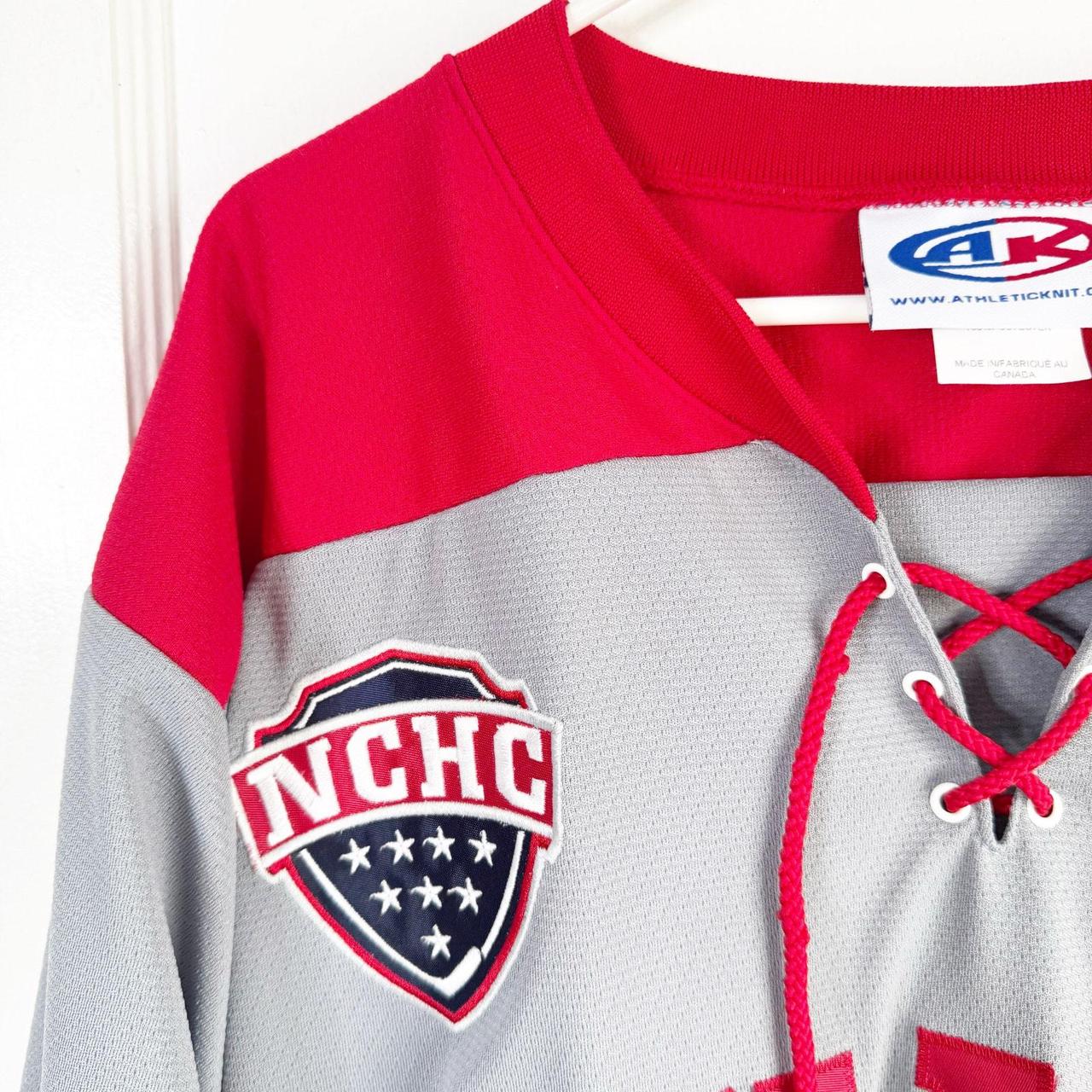 Source Unknown Men's Top - Grey/Red - S – Univers… - image 5