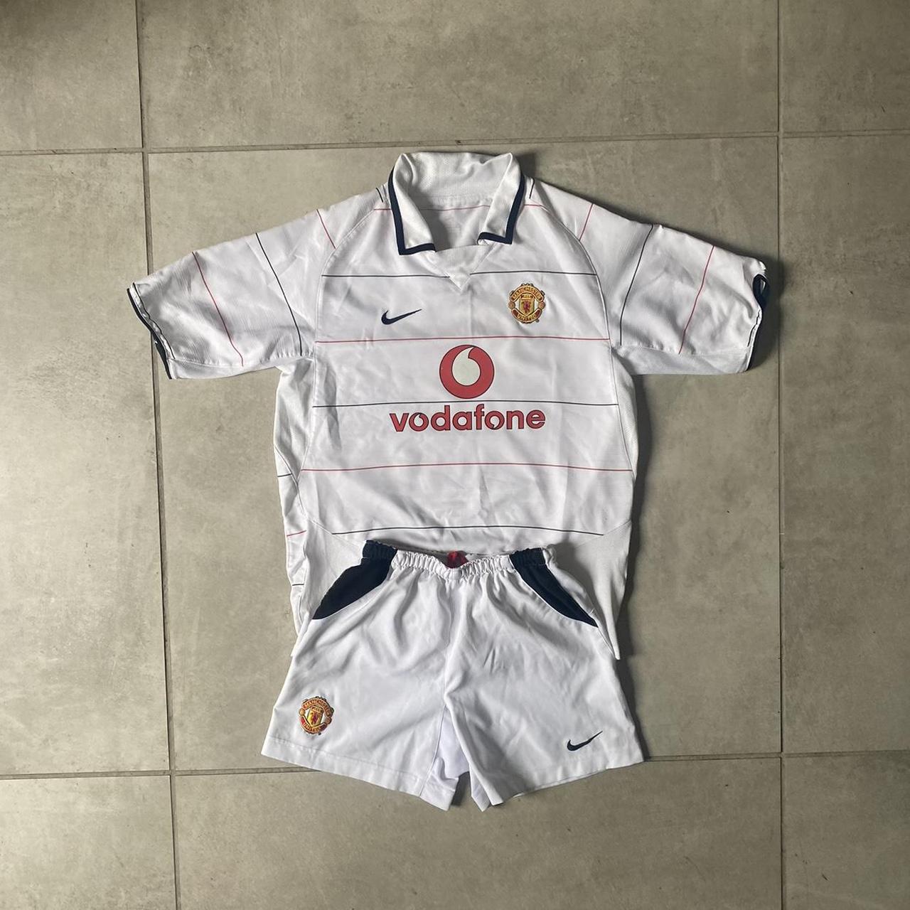 Manchester United Away football shirt 2003 - 2005. Sponsored by