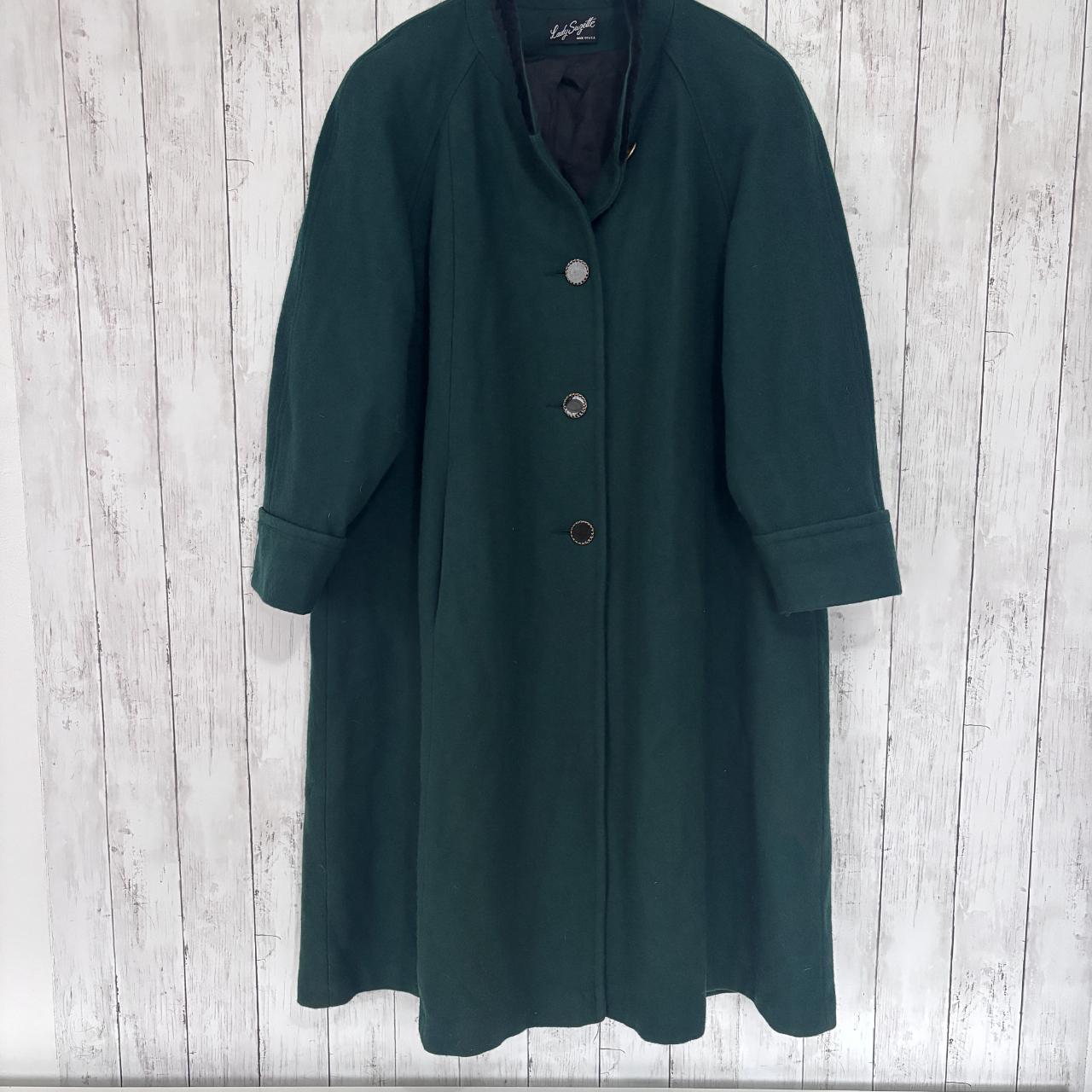 item listed by retrend_uk