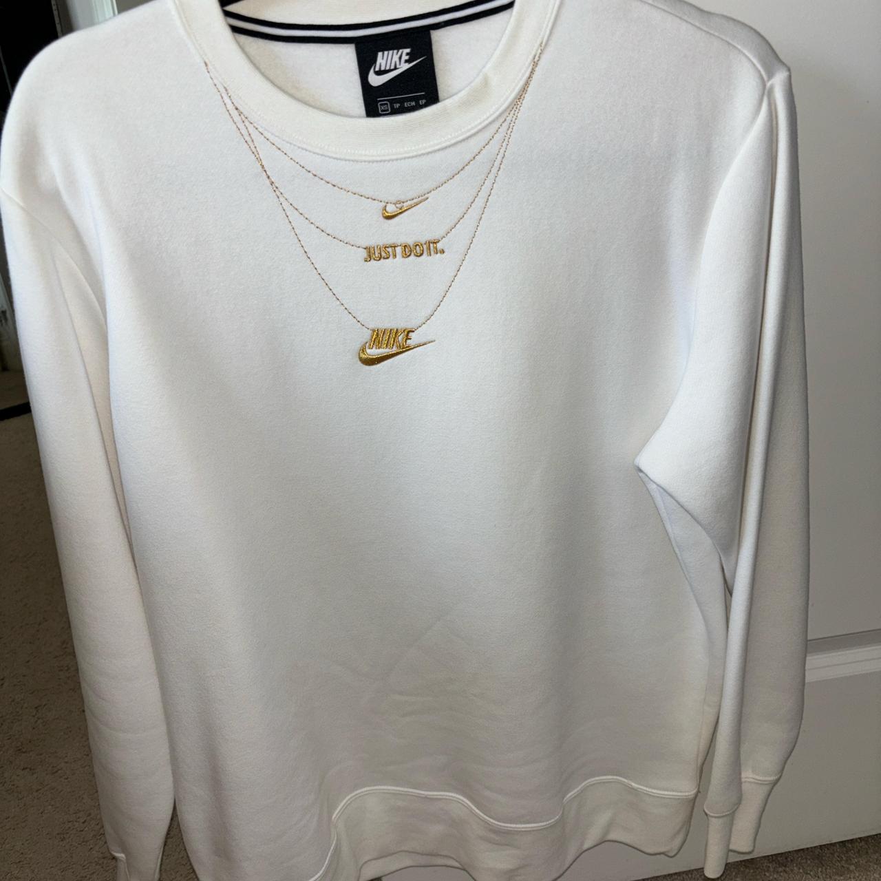 VINTAGE 90's NIKE CREWNECK SIZE : XS GIRLS Oversized | Depop