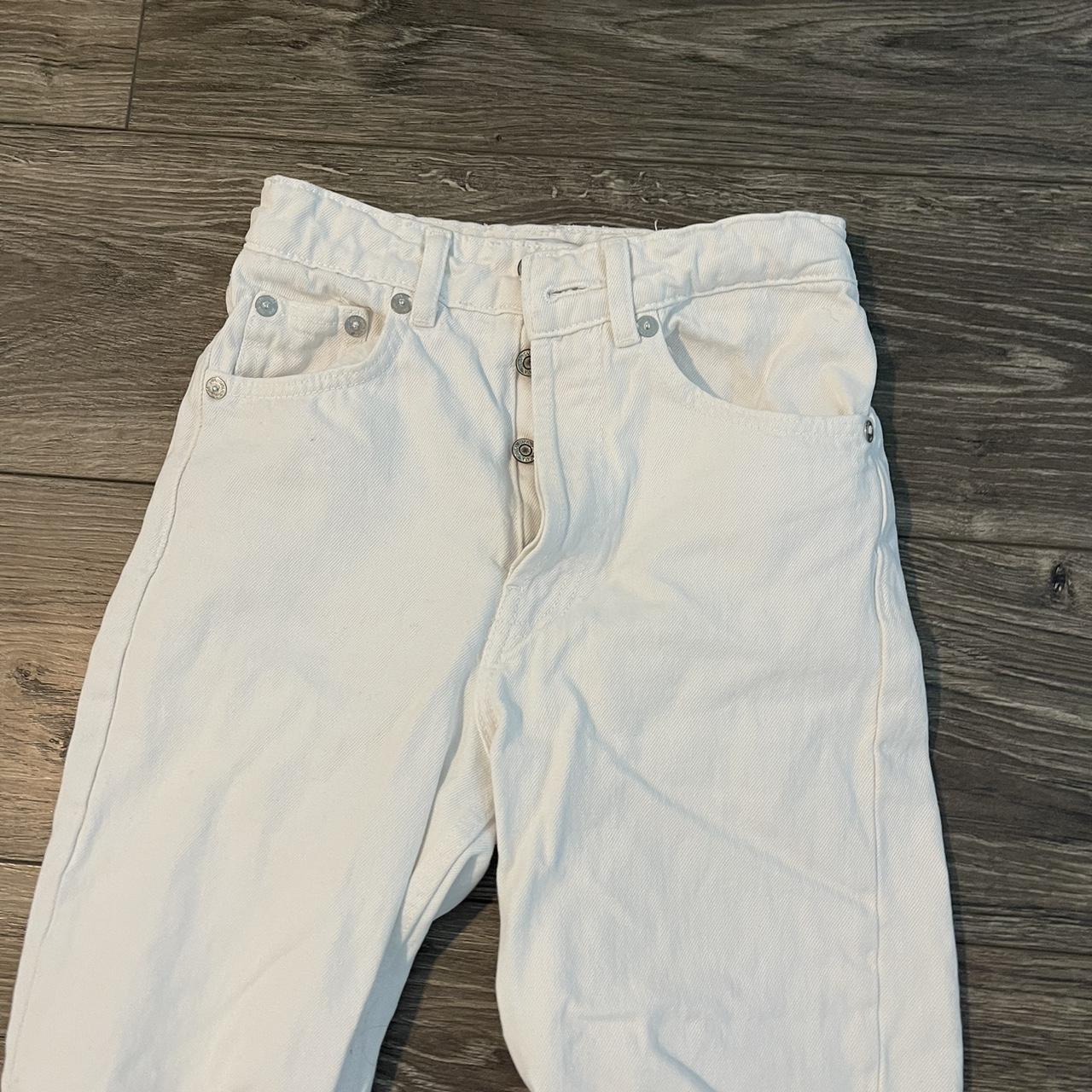 White zara jeans. Cute for everyday wear. Little... - Depop