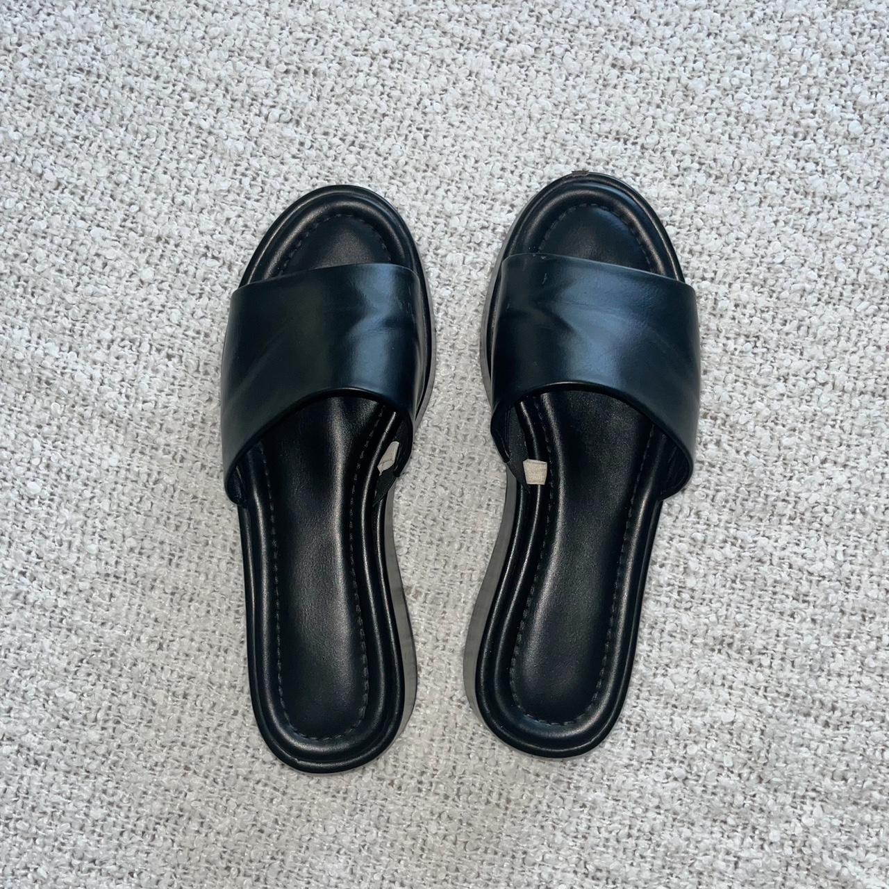 Target Women's Black Sandals | Depop