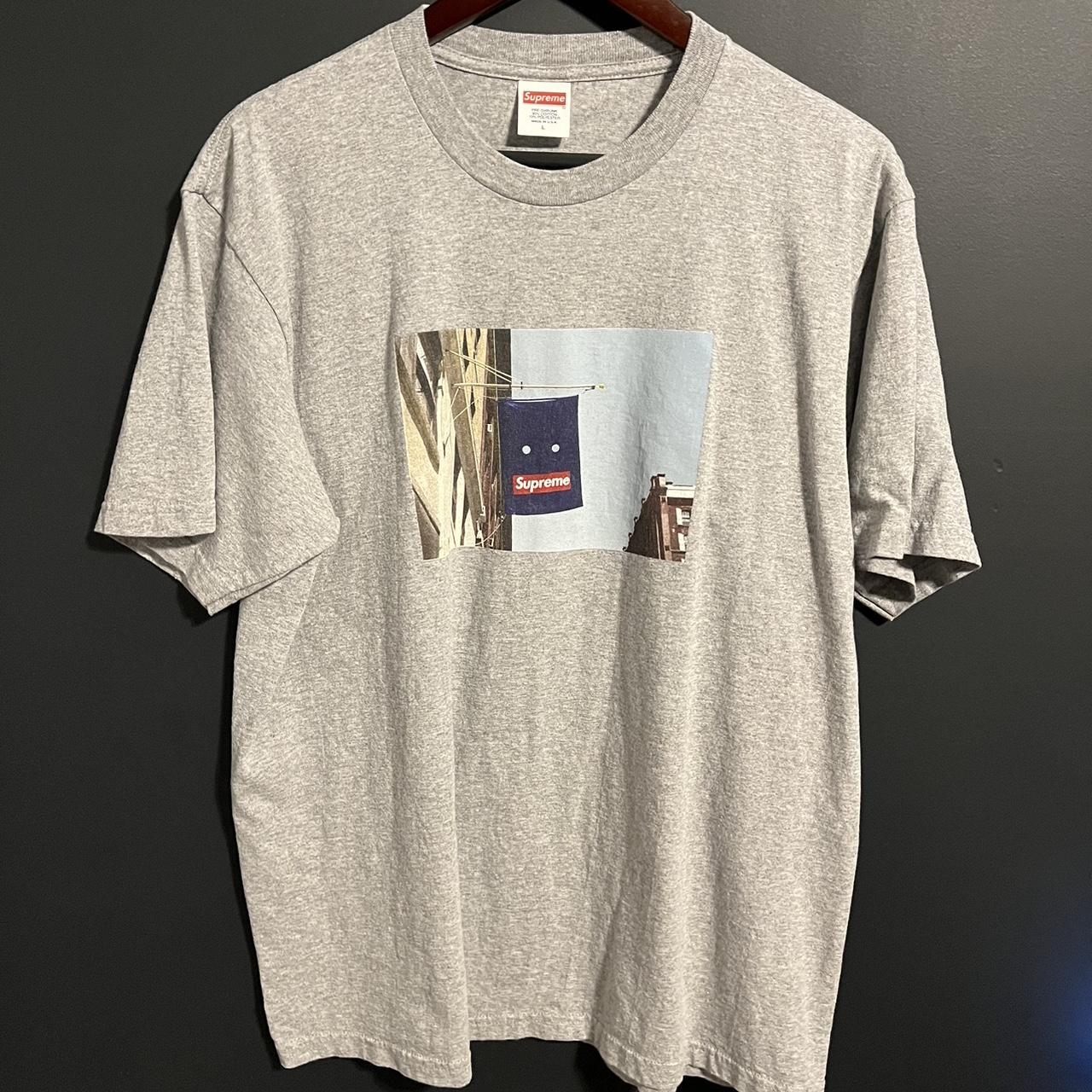 Supreme banner hotsell tee grey