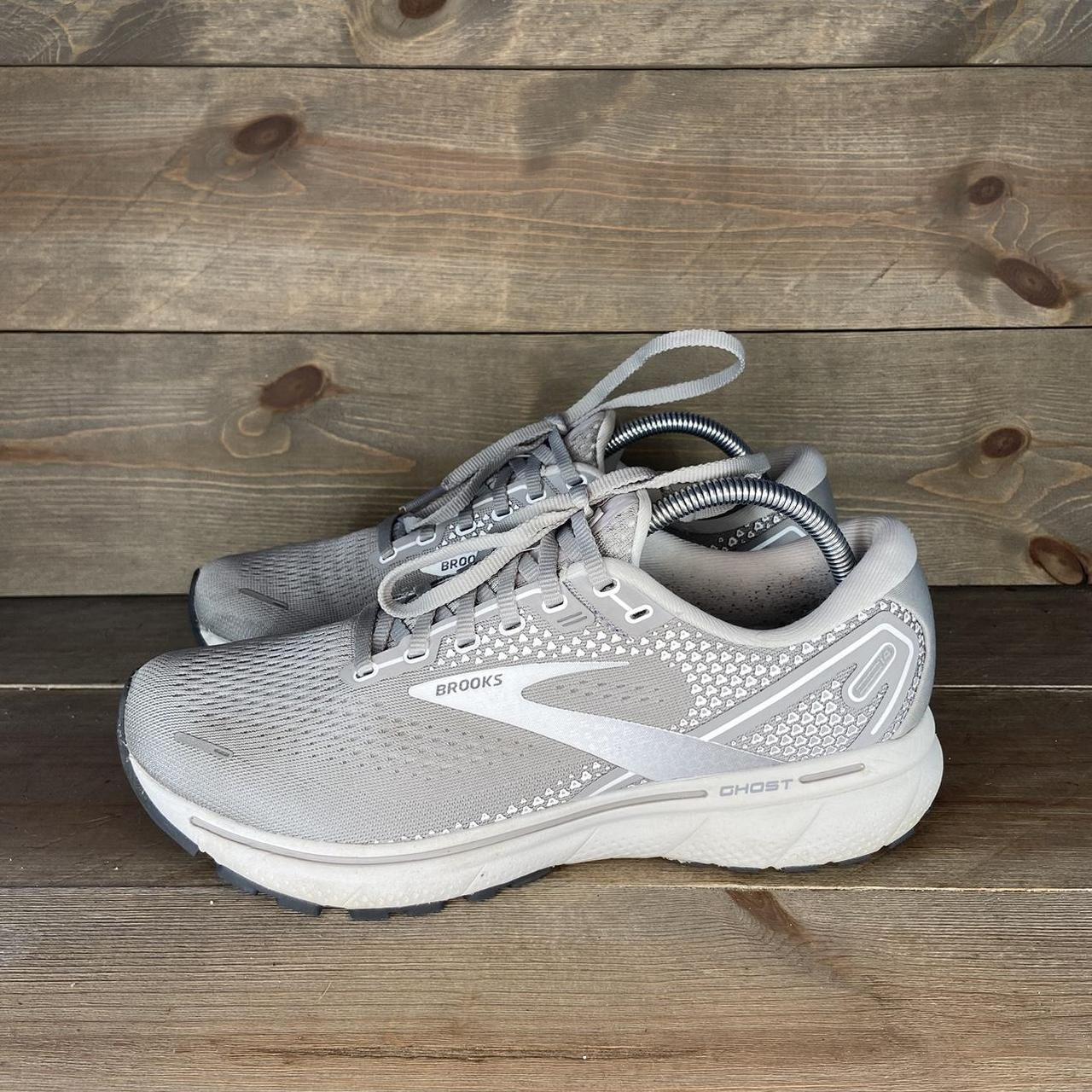 Brooks ghost 14 womens size 9.5 shoes gray white... - Depop