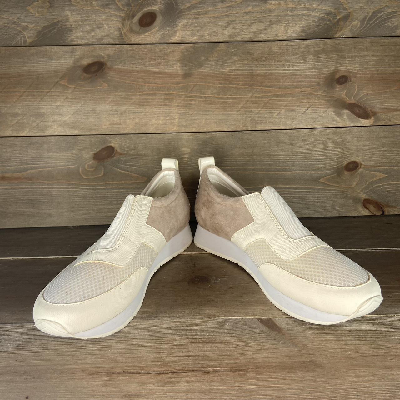 Donald Pliner Women's Cream and White Trainers | Depop