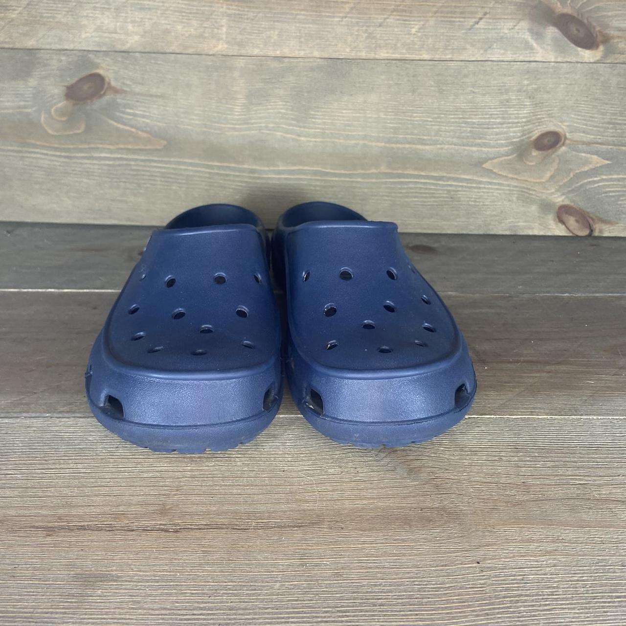 Crocs freesail womens size 8 shoes blue slip on... - Depop